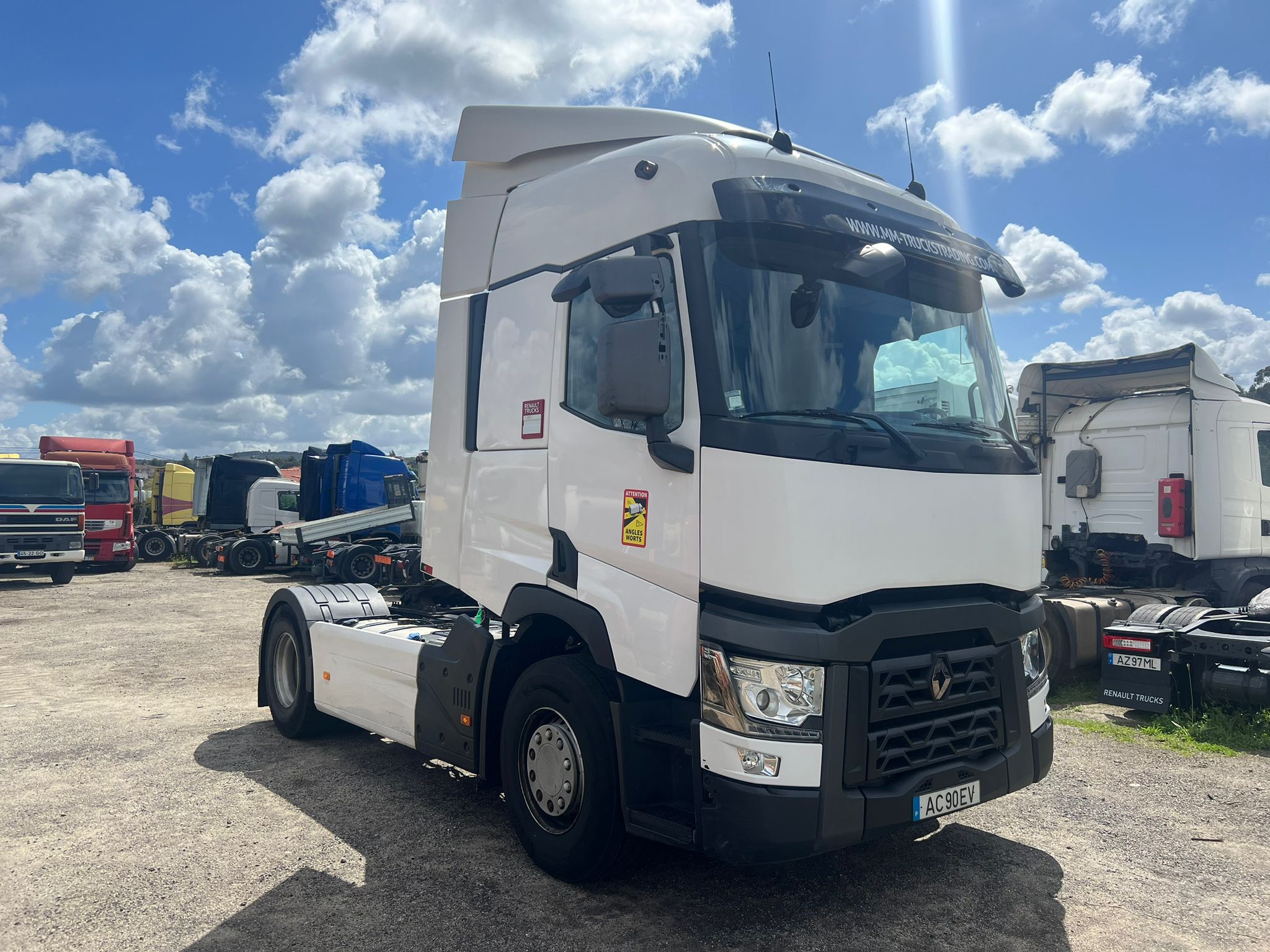 RENAULT T480